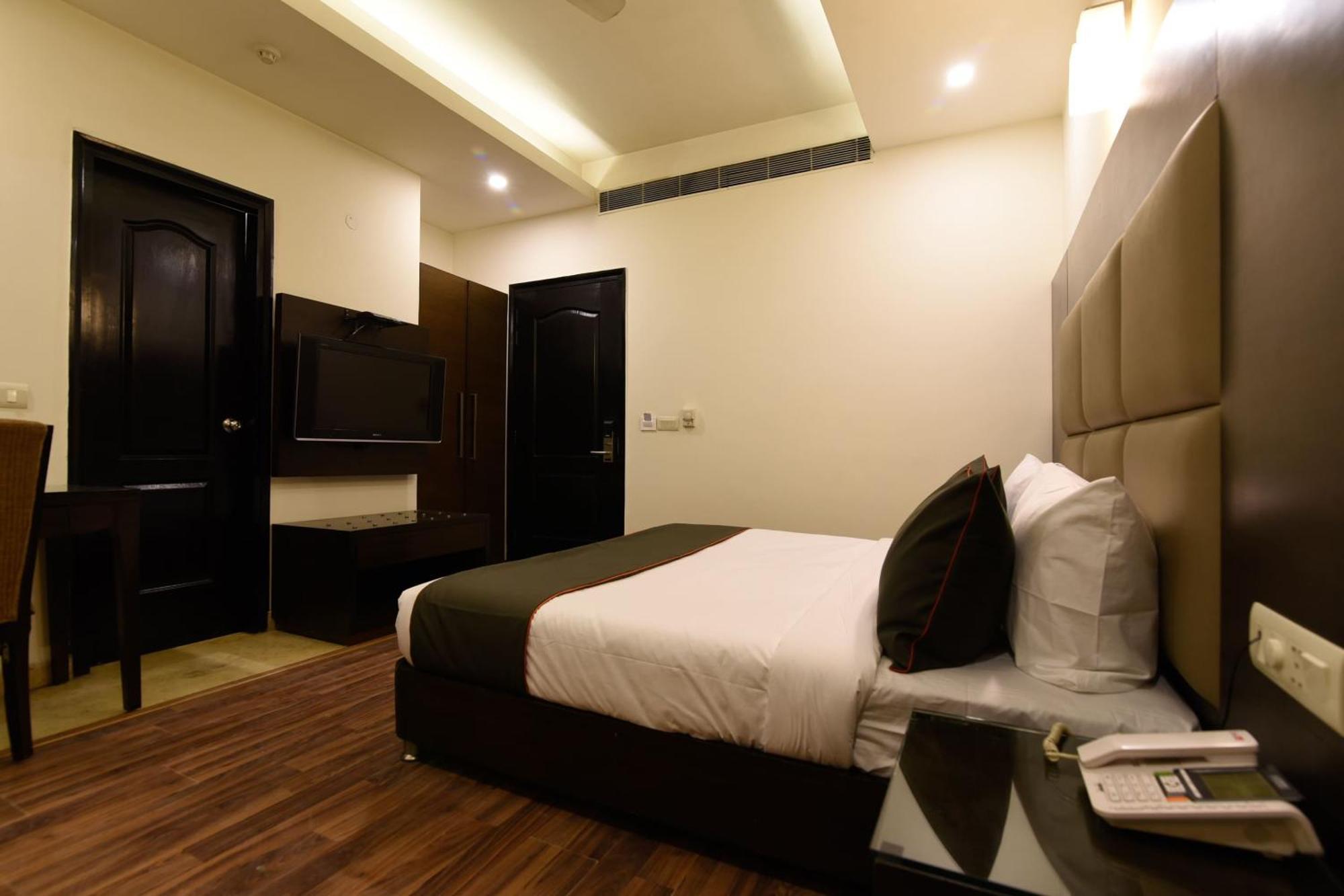 Hotel O Venkata Sai Sadan Mathrusree Nagar Kondapur  Exterior photo